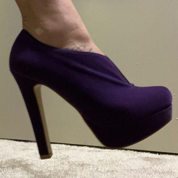 Wixx purple velvet platform bootie high heels, size 8.5, NEW NWOB - Picture 4 of 7